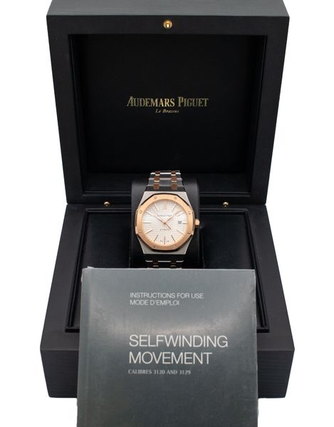 Audemars Piguet Royal Oak 15400SR.OO.1220SR.01